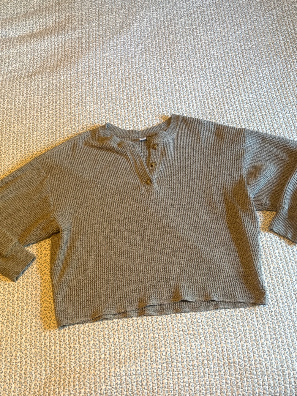 Old Navy Women's Waffle Knit Crop Henley Long Sleeve Top